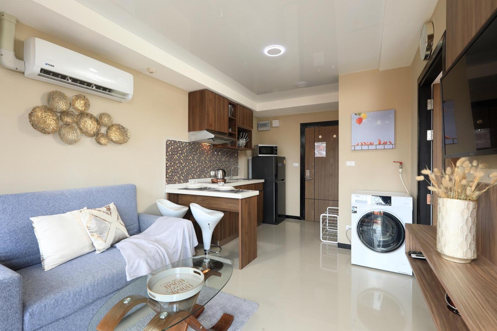 Naiharn Sea By Capital Pro Apartment *